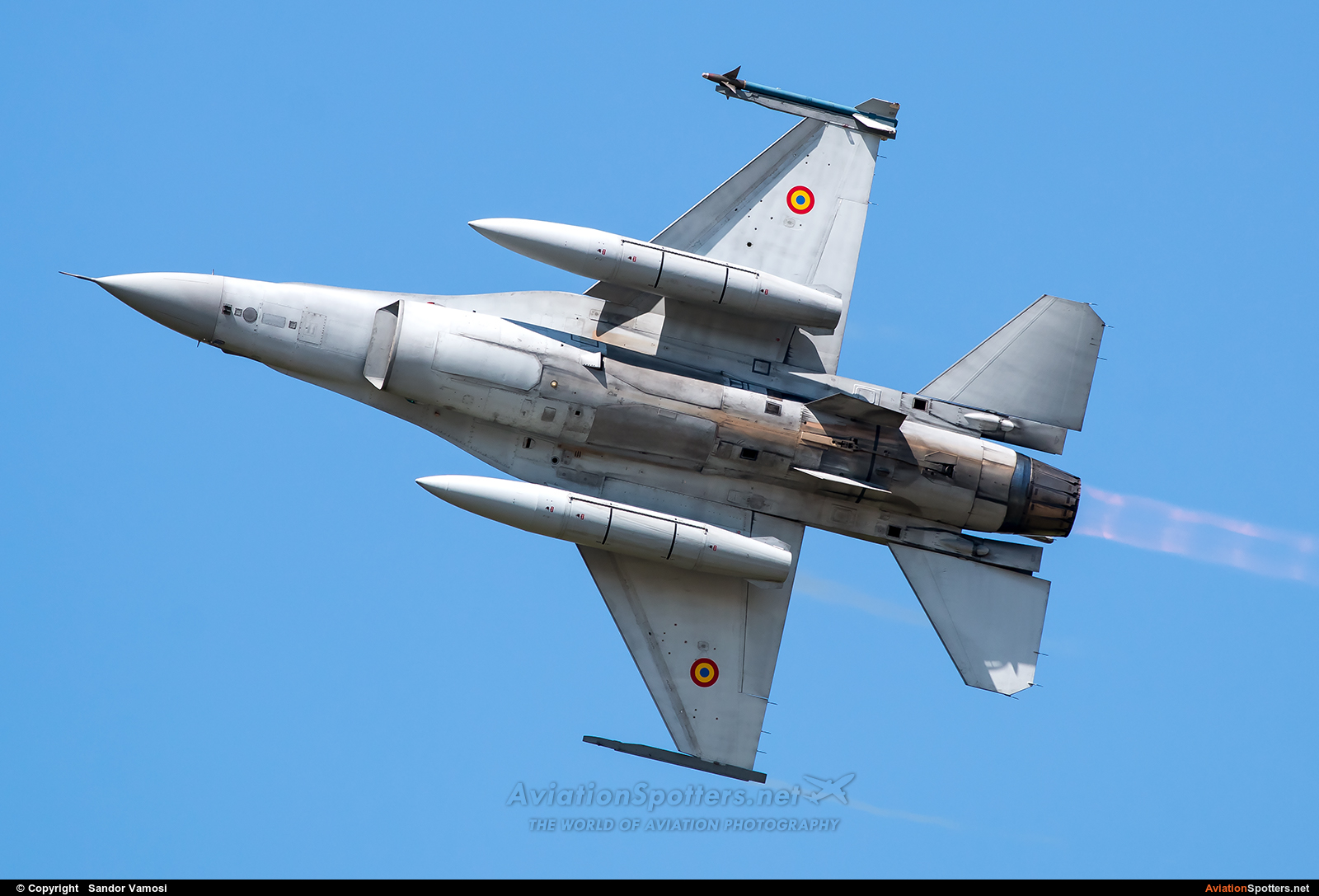 Romania - Air Force  -  F-16AM Fighting Falcon  (1602) By Sandor Vamosi (ALEX67)
