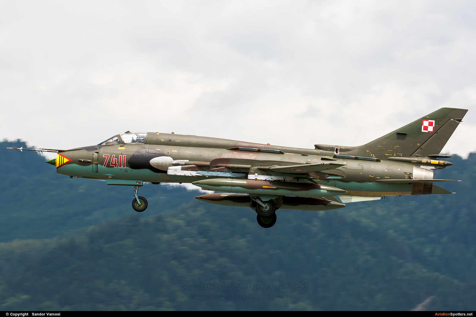 Poland - Air Force  -  Su-22M-4  (7411) By Sandor Vamosi (ALEX67)