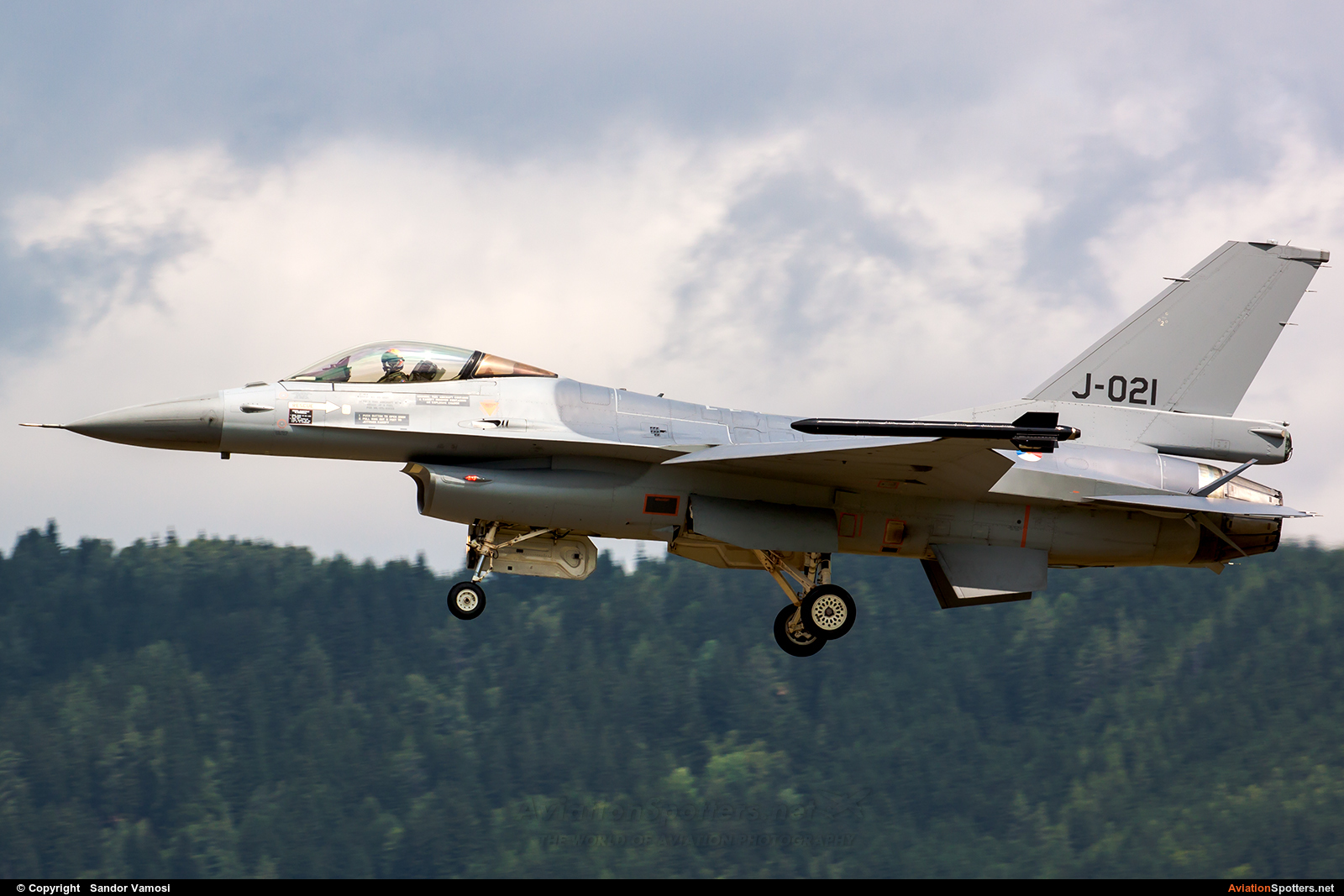Netherlands - Air Force  -  F-16AM Fighting Falcon  (J-021) By Sandor Vamosi (ALEX67)