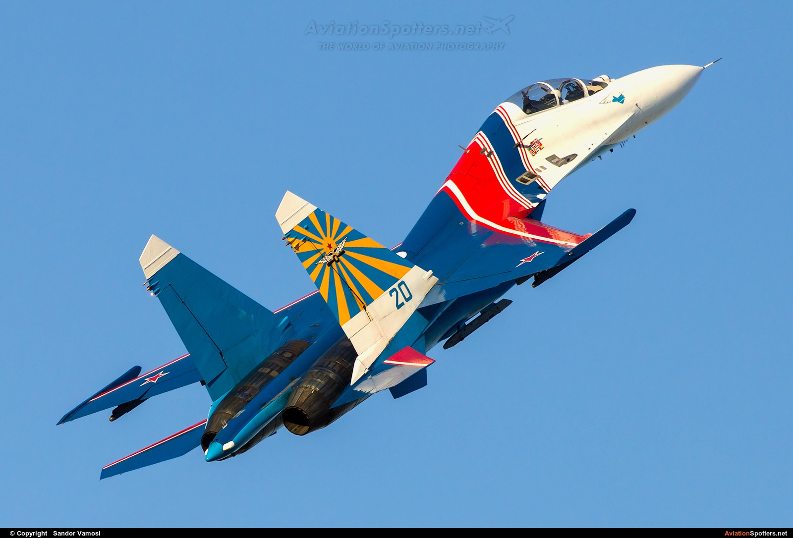 Russia - Air Force : Russian Knights  -  Su-27UB  (20 BLUE) By Sandor Vamosi (ALEX67)