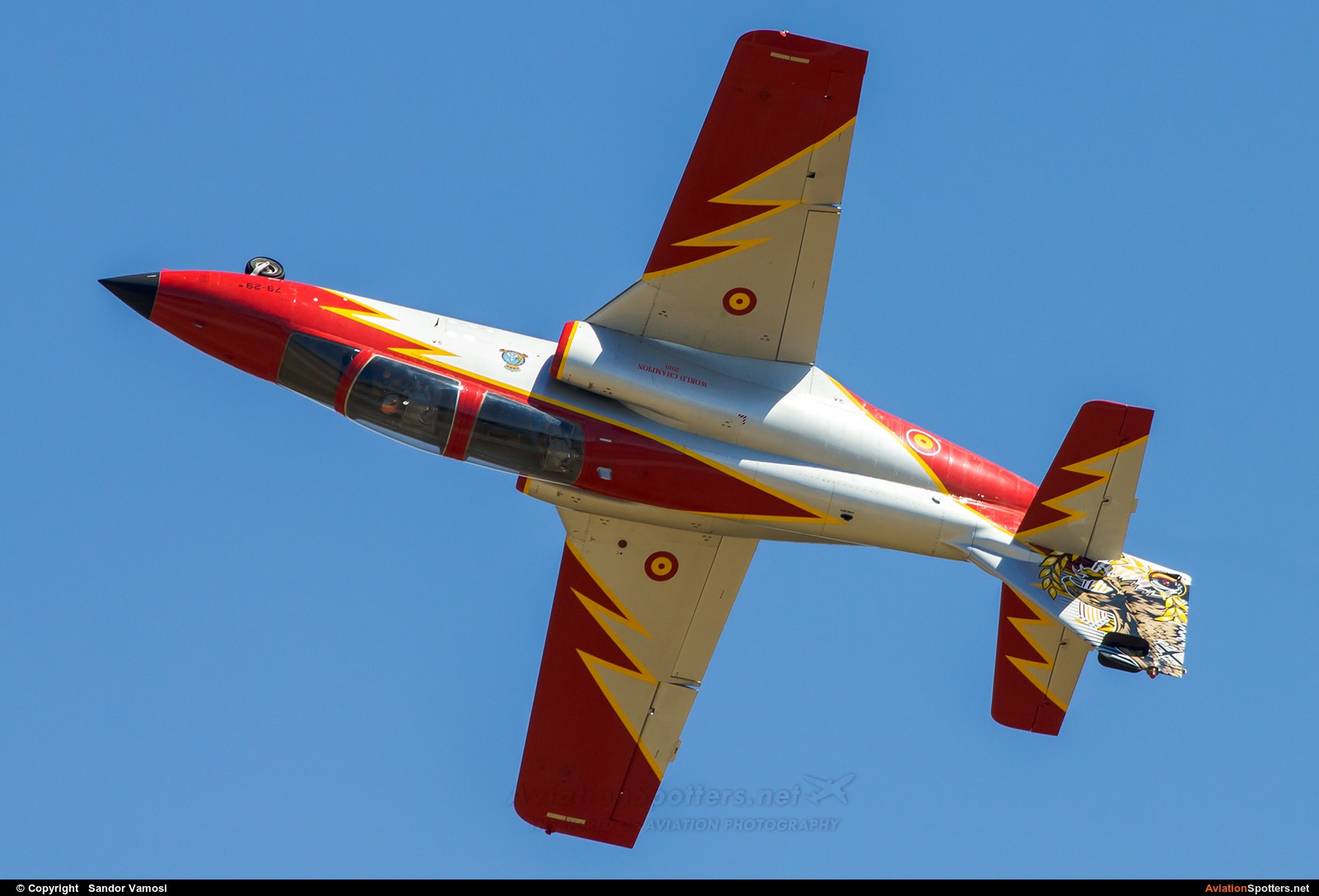 Spain - Air Force : Patrulla Aguila  -  C-101EB Aviojet  (E25-87) By Sandor Vamosi (ALEX67)