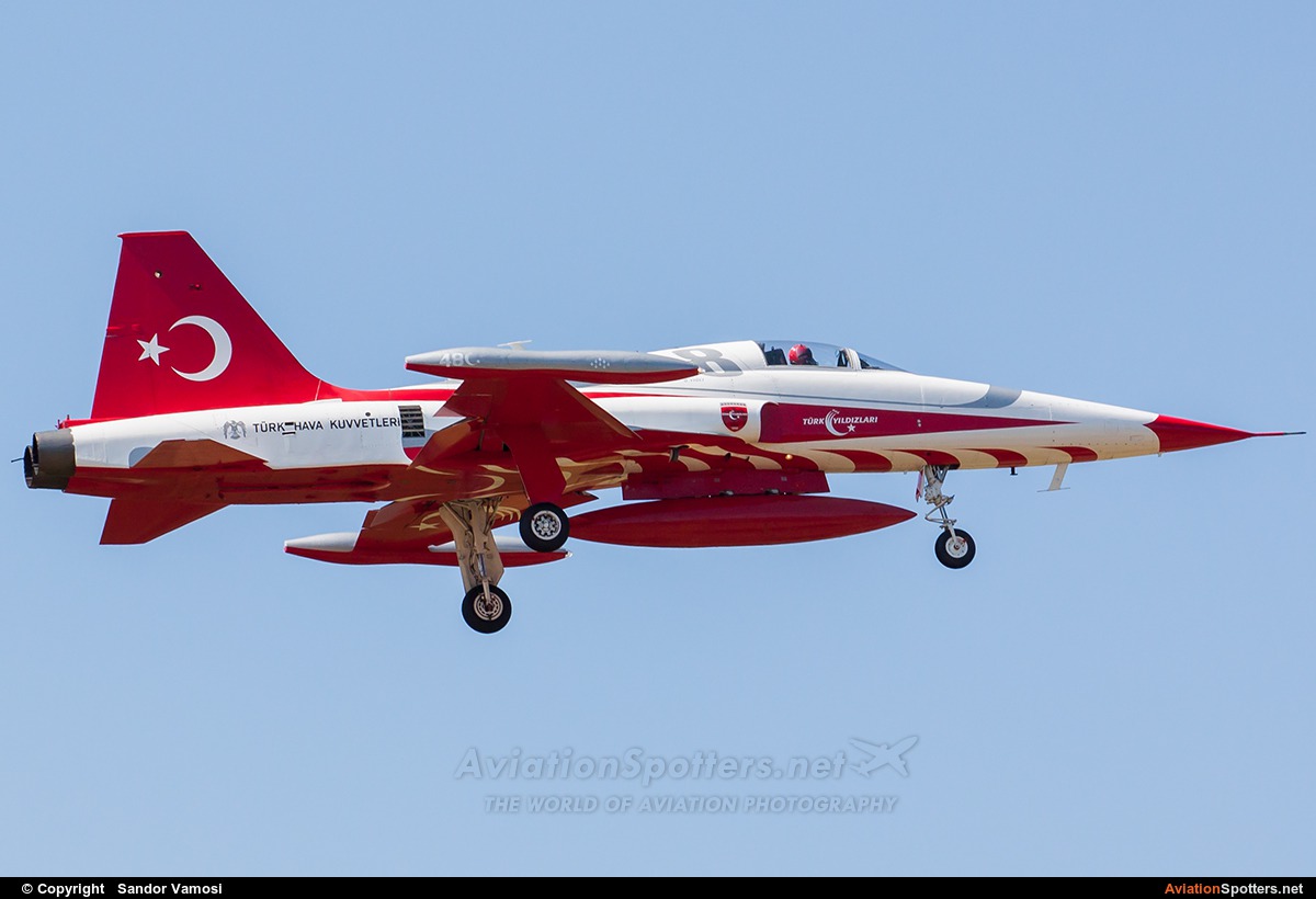 Turkey - Air Force : Turkish Stars  -  NF-5A  (71-3048) By Sandor Vamosi (ALEX67)