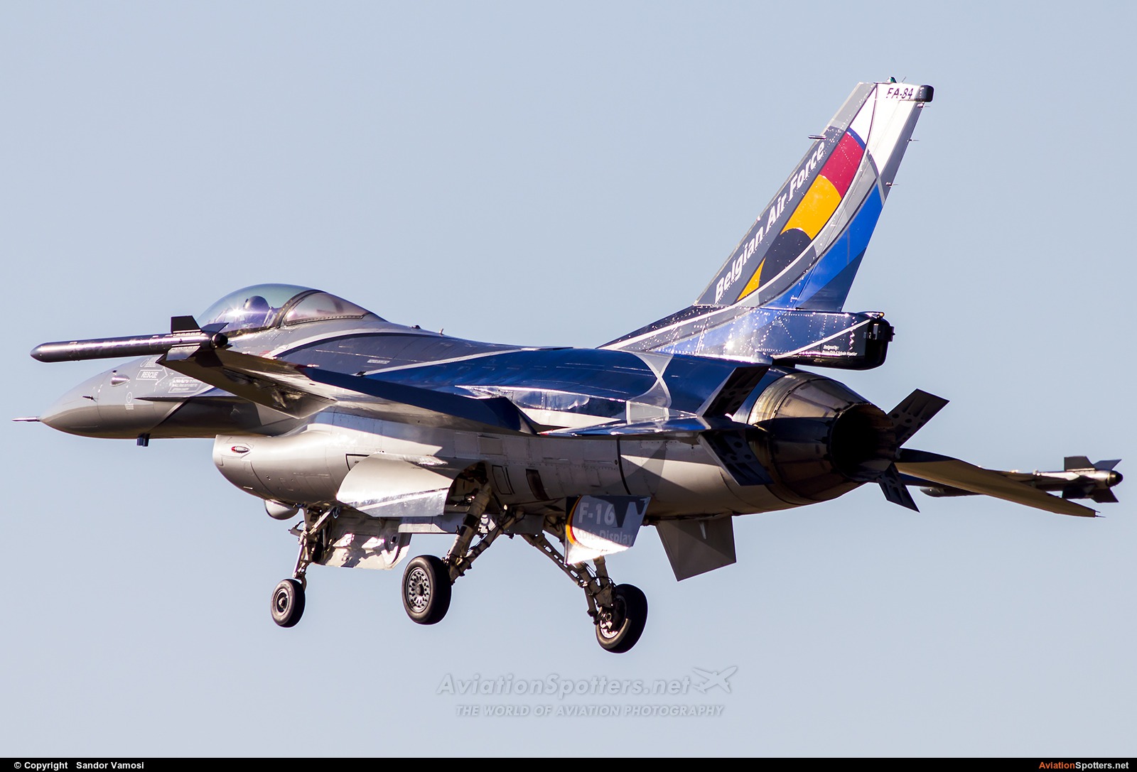 Belgium - Air Force  -  F-16AM Fighting Falcon  (FA-84) By Sandor Vamosi (ALEX67)