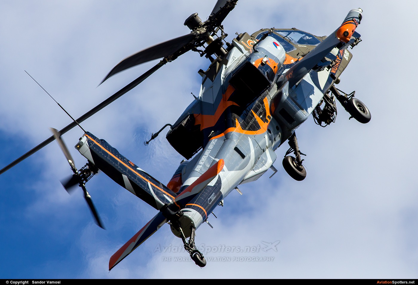 Netherlands - Air Force  -  AH-64DHA Apache  (Q-17) By Sandor Vamosi (ALEX67)
