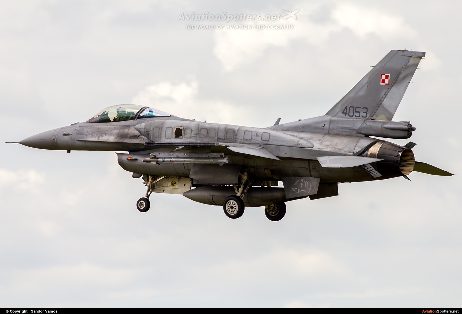 Poland - Air Force  -  F-16C Jastrząb  (4053) By Sandor Vamosi (ALEX67)