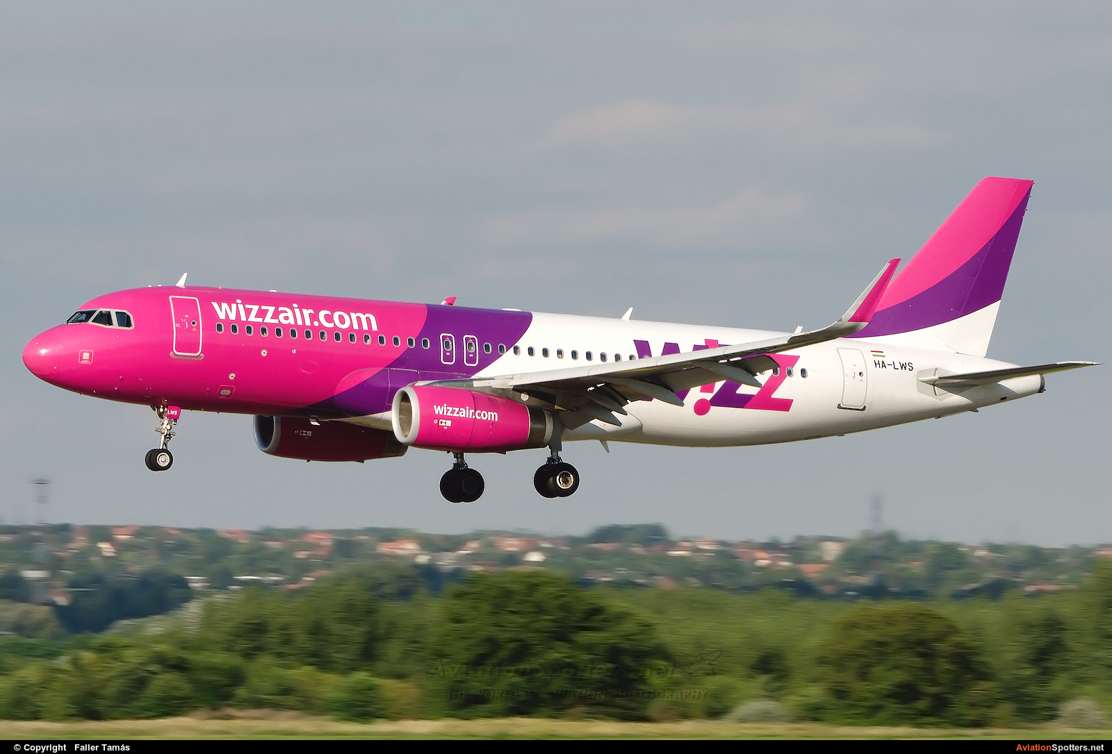 Wizz Air  -  A320  (HA-LWS) By Faller Tamás (fallto78)