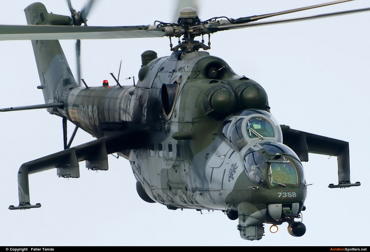 Czech - Air Force  -  Mi-24V  (7358) By Faller Tamás (fallto78)