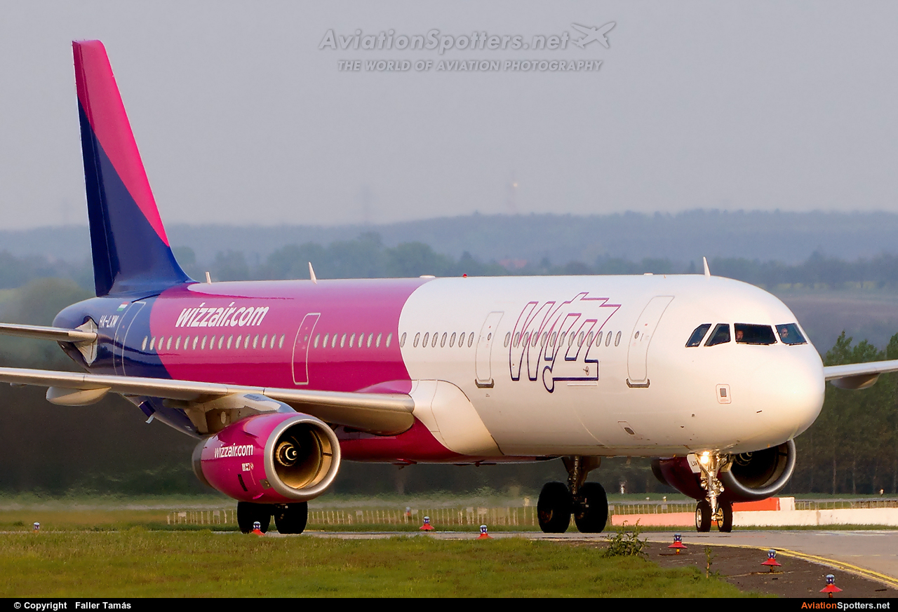 Wizz Air  -  A321-231  (HA-LXM) By Faller Tamás (fallto78)
