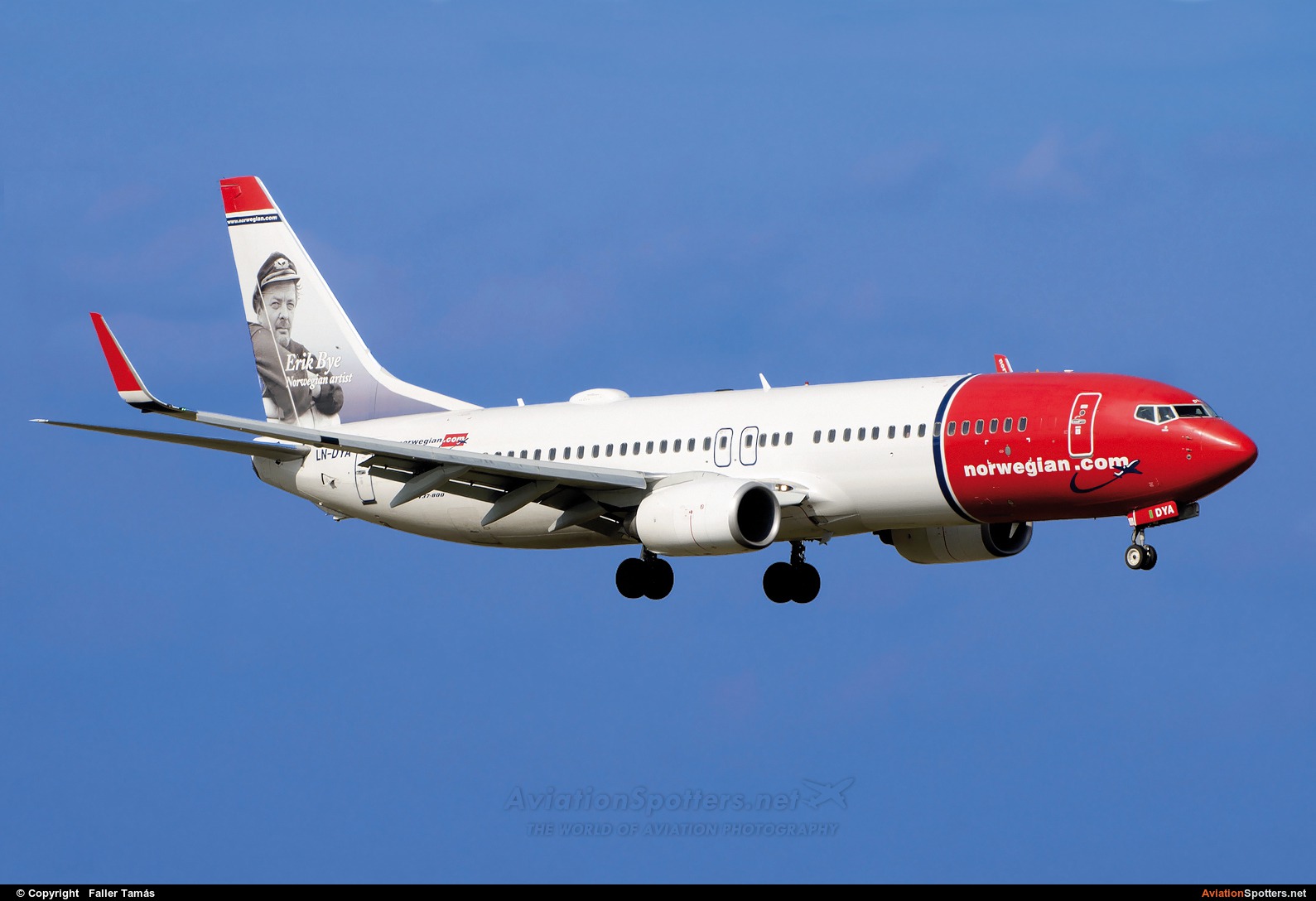 Norwegian Air Shuttle  -  737-800  (LN-DYA) By Faller Tamás (fallto78)
