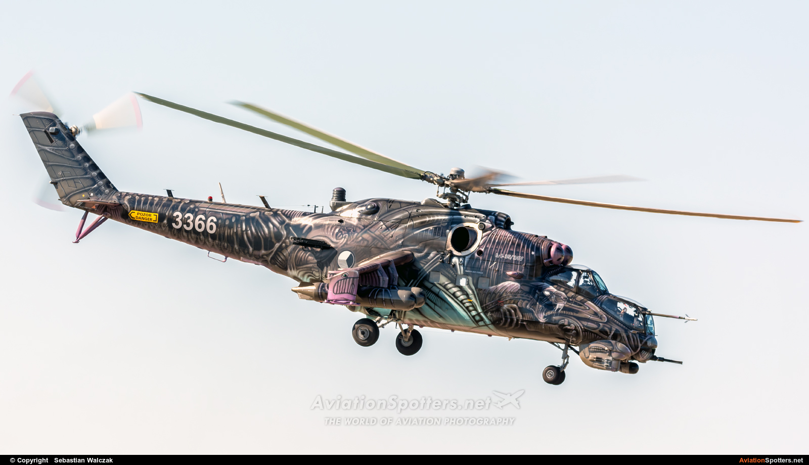Czech - Air Force  -  Mi-35  (3366) By Sebastian Walczak (Strange)