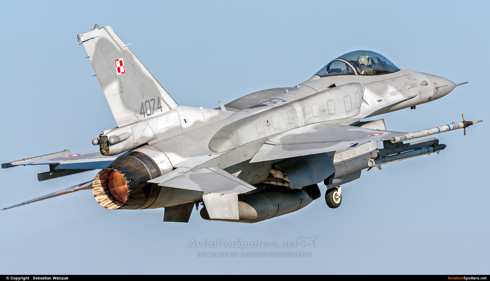 Poland - Air Force  -  F-16C Jastrząb  (4074) By Sebastian Walczak (Strange)