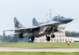 Mikoyan-Gurevich - MiG-29G (4121) - winkiel