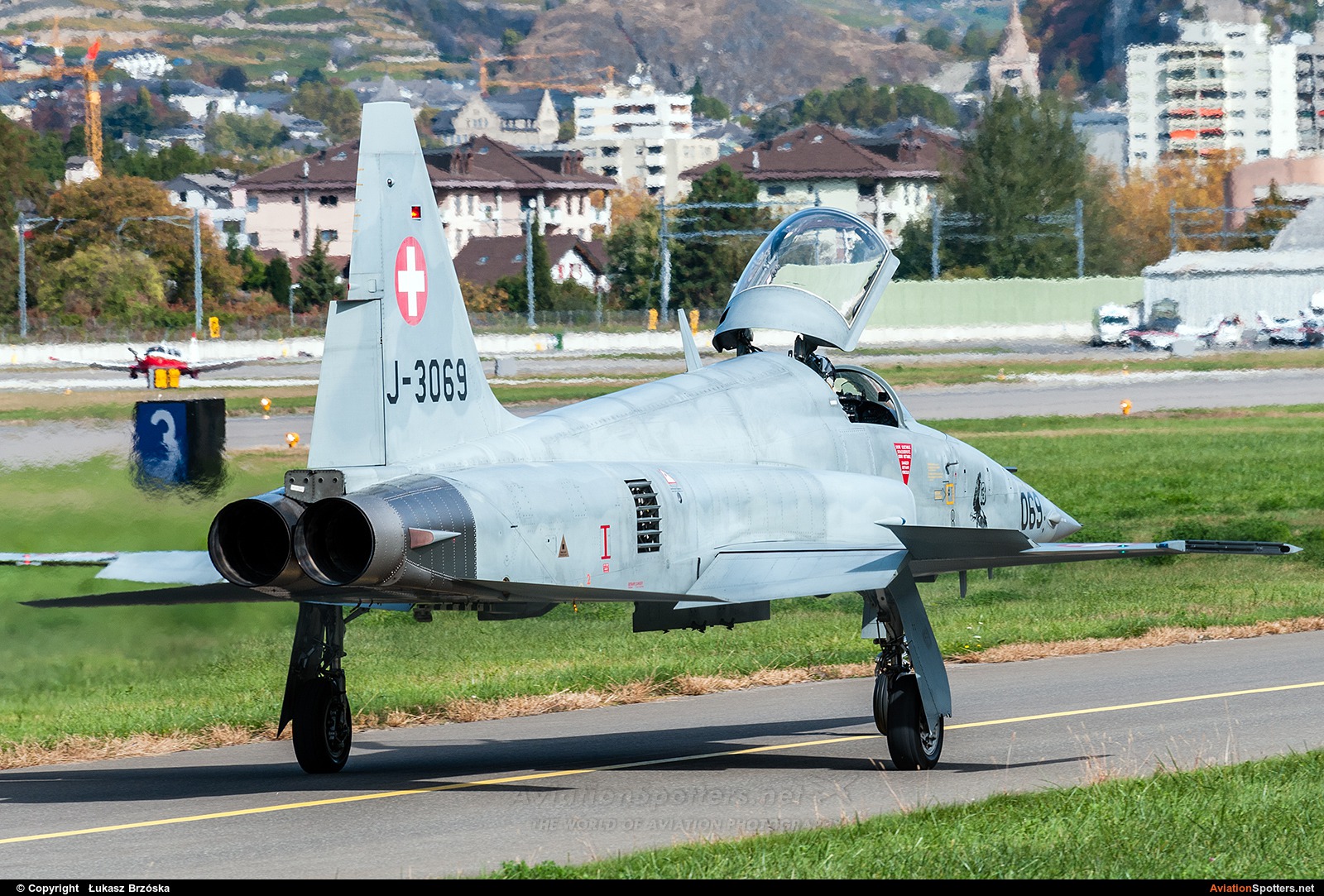 Switzerland - Air Force  -  F-5E Tiger II  (J-3069) By Łukasz Brzóska (winkiel)
