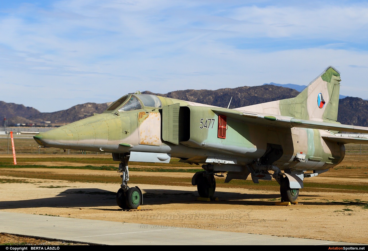 Czechoslovak - Air Force  -  MiG-23BN  (5477) By BERTA LÁSZLÓ (BERTAL)