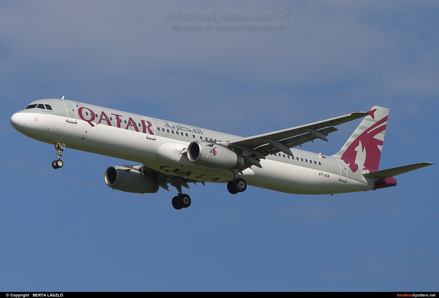 Qatar Airways  -  A321  (A7-AIA) By BERTA LÁSZLÓ (BERTAL)