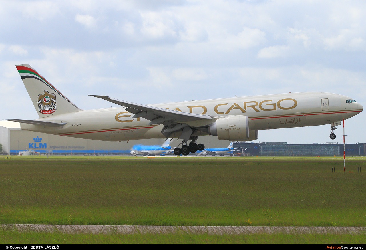 Etihad Crystal Cargo  -  777-FFX  (A6-DDA) By BERTA LÁSZLÓ (BERTAL)