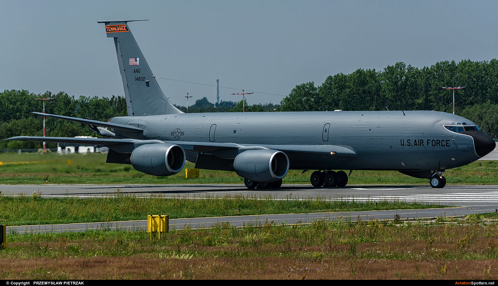 USA - Air Force  -  KC-135R Stratotanker  (64-14832) By PRZEMYSŁAW PIETRZAK (PEPE74)