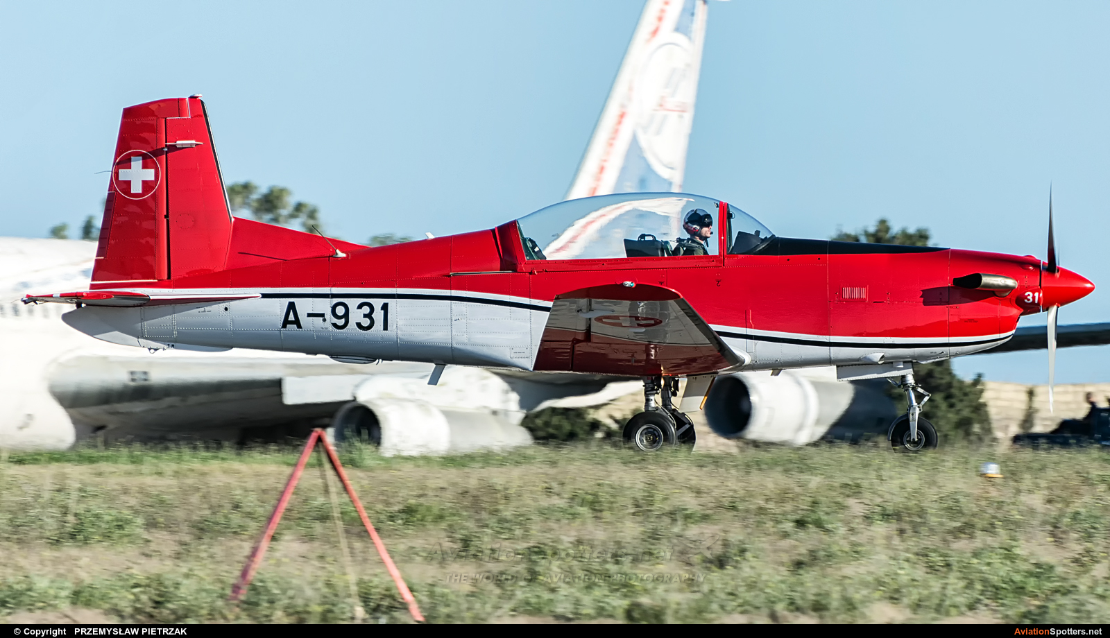 Switzerland - Air Force  -  PC-7 I & II  (A-931) By PRZEMYSŁAW PIETRZAK (PEPE74)