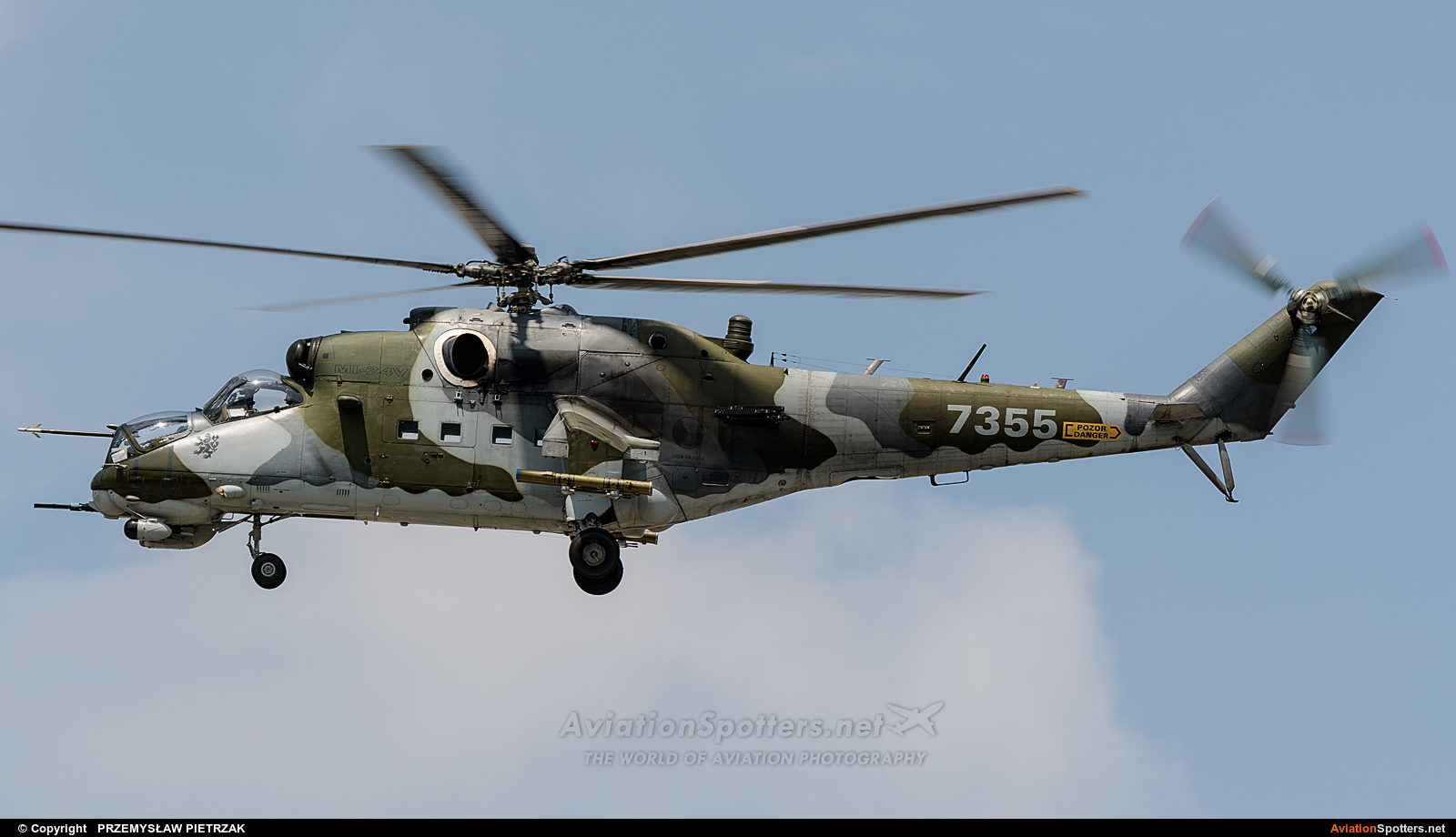 Czech - Air Force  -  Mi-24V  (7355) By PRZEMYSŁAW PIETRZAK (PEPE74)