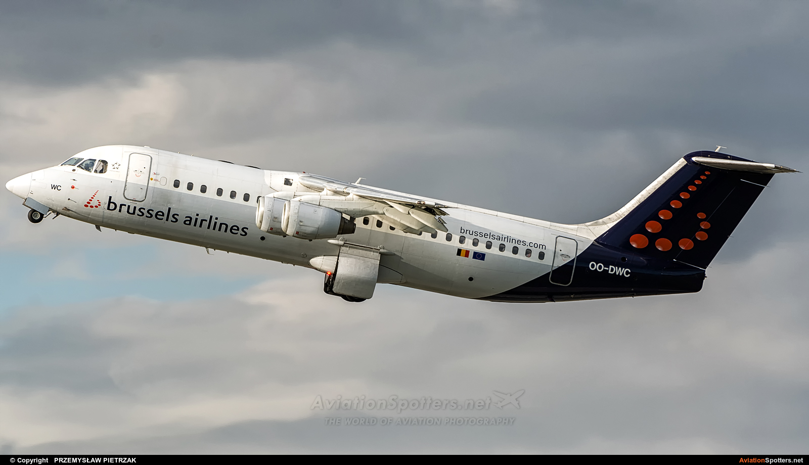 Brussels Airlines  -  BAe 146-300-Avro RJ100  (OO-DWC) By PRZEMYSŁAW PIETRZAK (PEPE74)