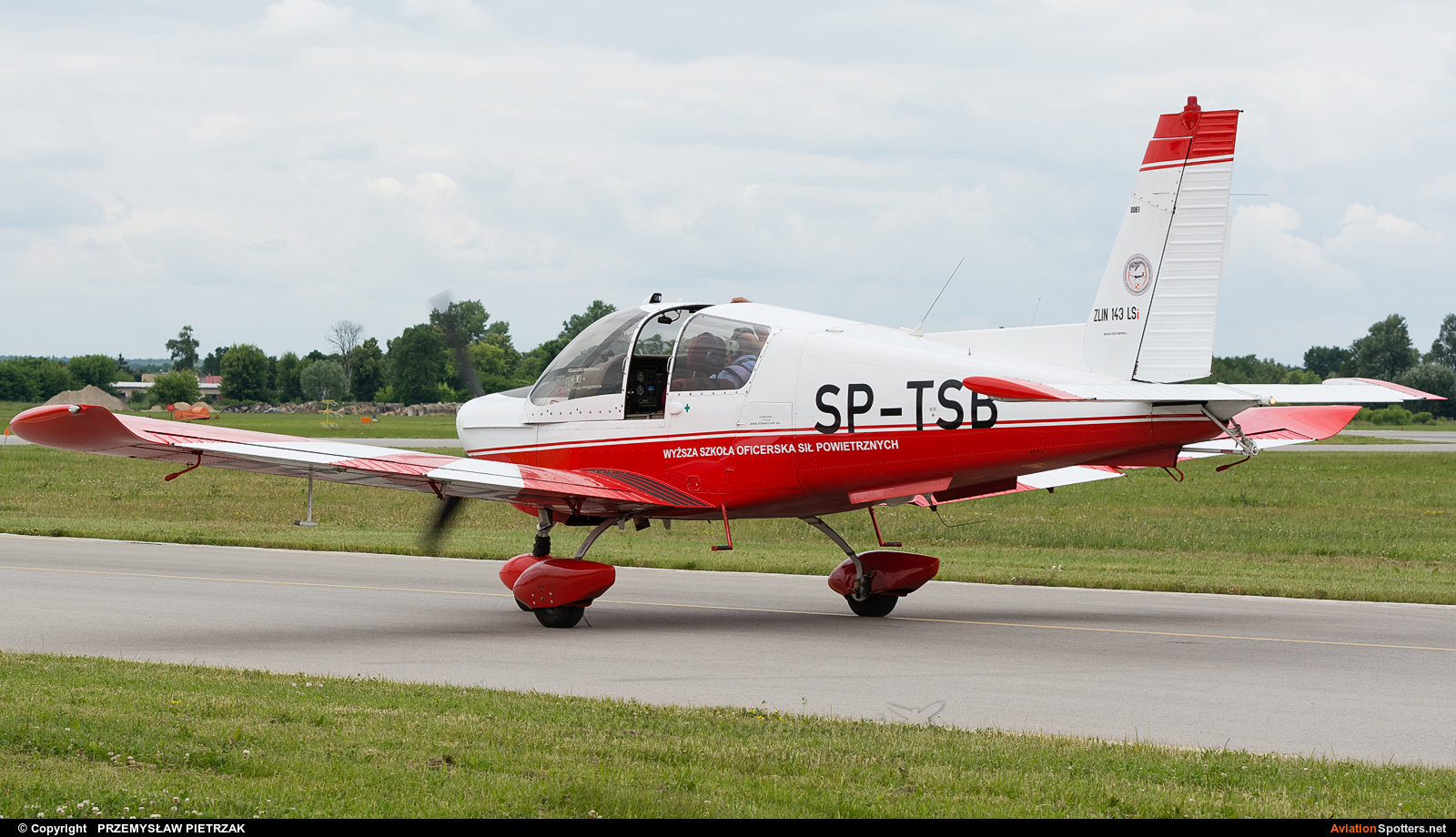 Private  -  Z-143L  (SP-TSB) By PRZEMYSŁAW PIETRZAK (PEPE74)