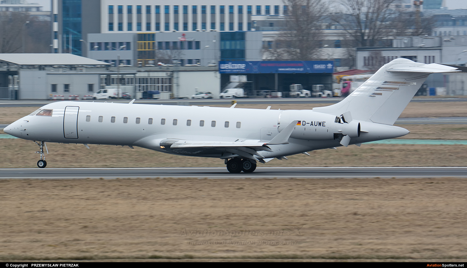 FAI Rent-A-Jet  -  BD-700-1A10 Global Express  (D-AUWE) By PRZEMYSŁAW PIETRZAK (PEPE74)
