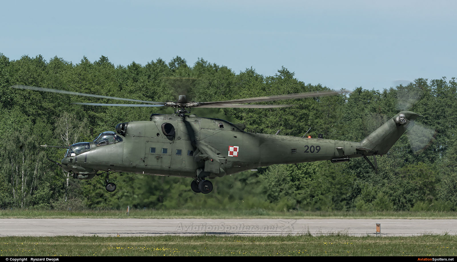 Poland - Air Force  -  Mi-24D  (209) By Ryszard Dwojak (ryś)