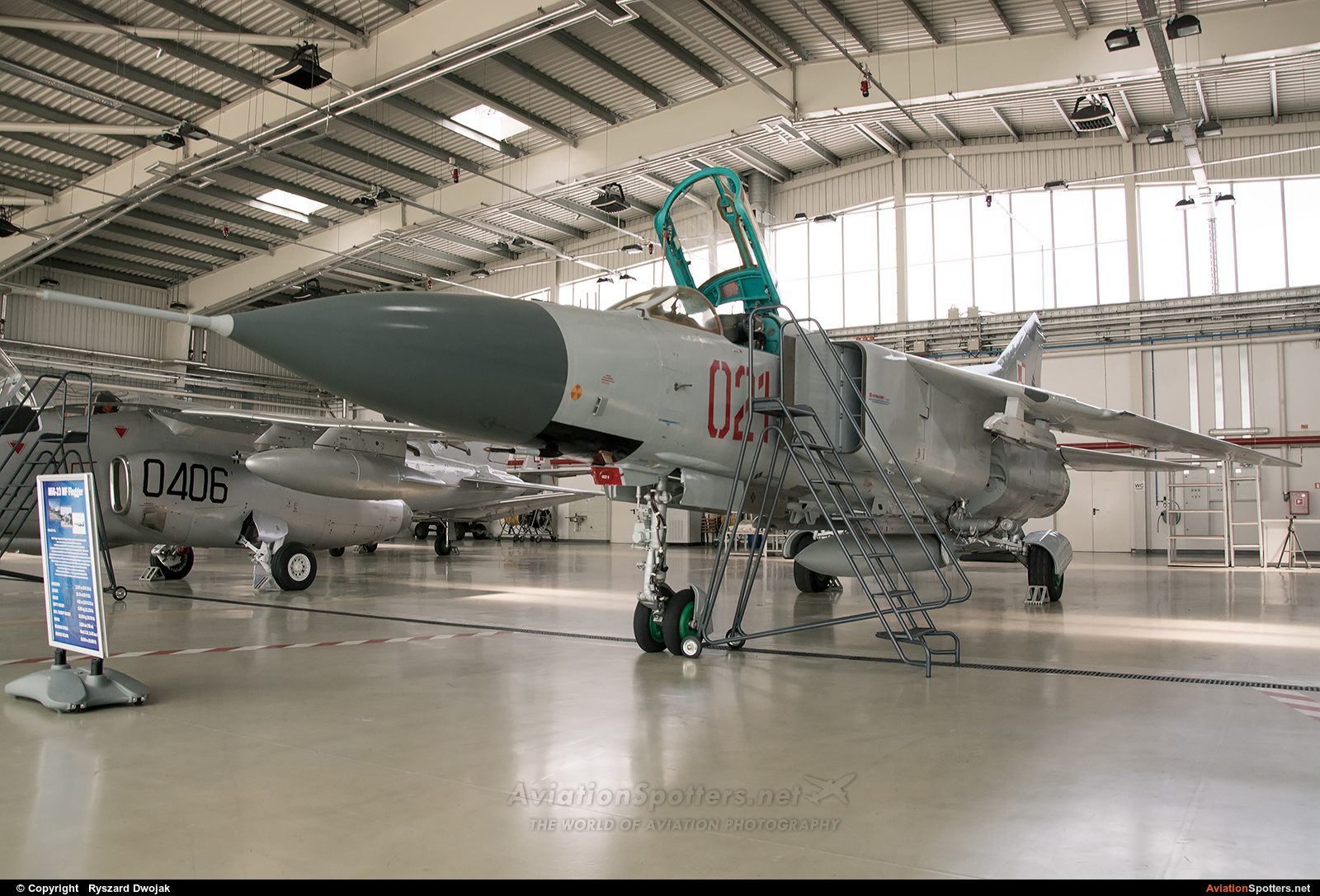 Poland - Air Force  -  MiG-23MF  (021) By Ryszard Dwojak (ryś)
