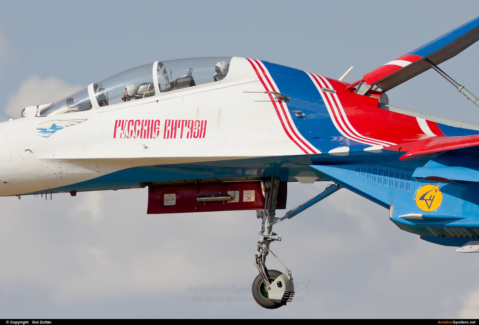 Russia - Air Force : Russian Knights  -  Su-27UB  (24 ) By Gut Zoltán (gut zoltan)