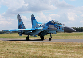 Sukhoi - Su-27UB (69 BLUE) - operator