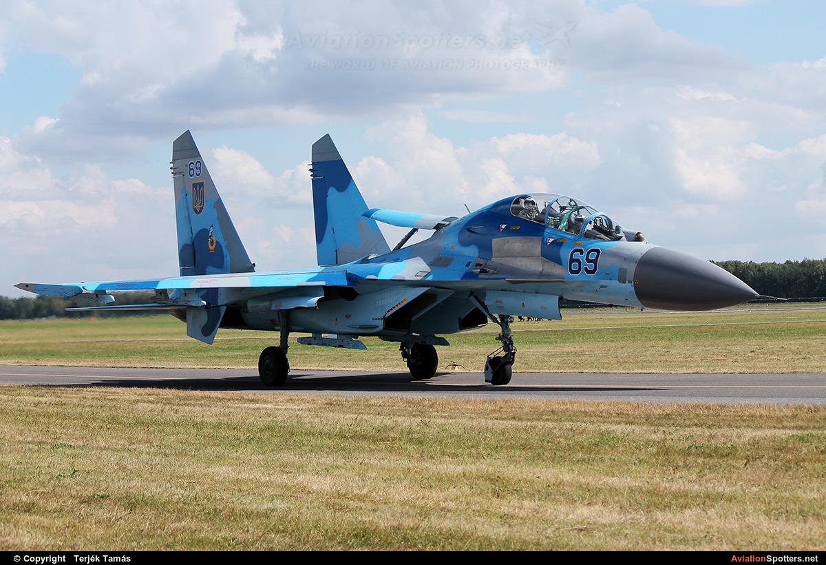 Ukraine - Air Force  -  Su-27UB  (69 BLUE) By Terjék Tamás (operator)