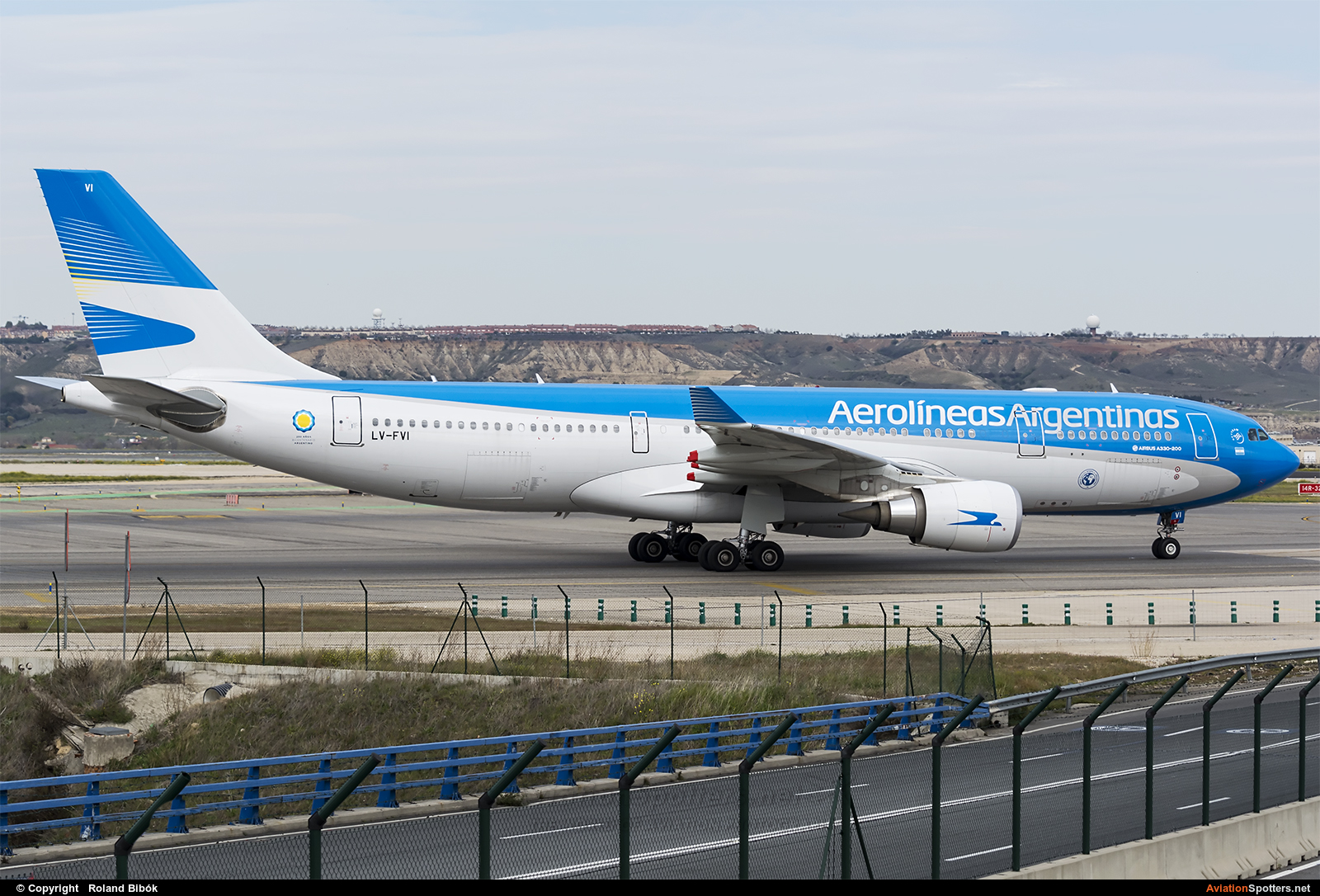 Aerolineas Argentinas  -  A330-200  (LV-FVI) By Roland Bibók (Roland Bibok)