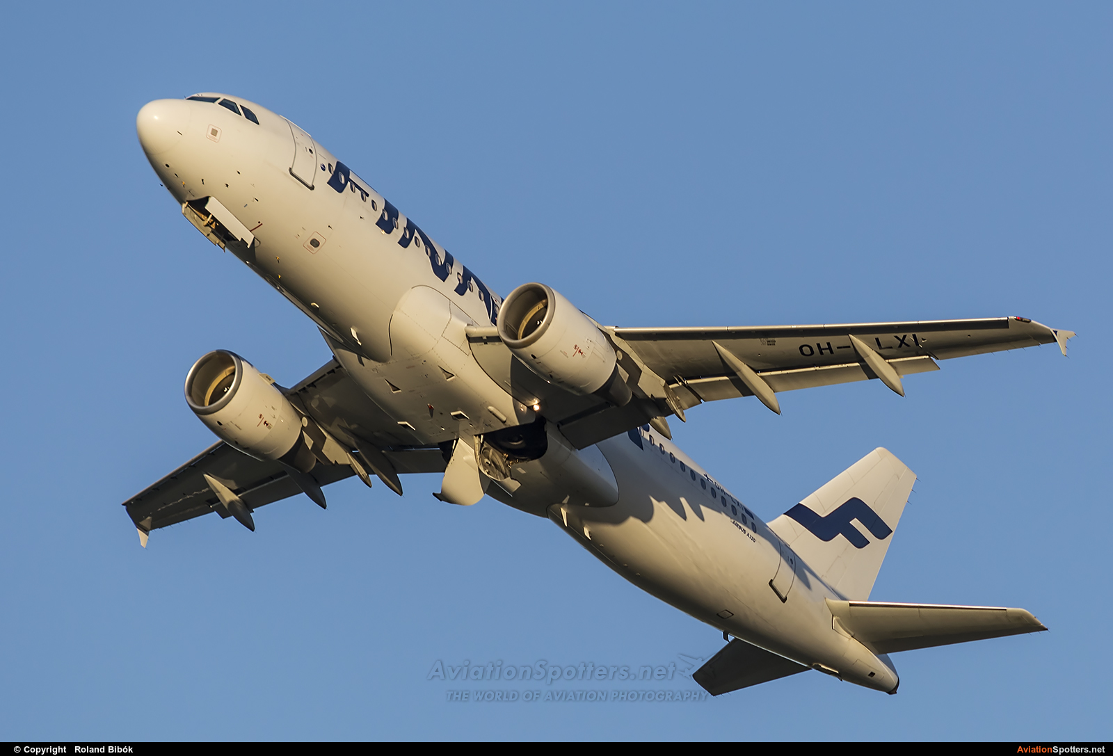 Finnair  -  A320-214  (OH-LXI) By Roland Bibók (Roland Bibok)