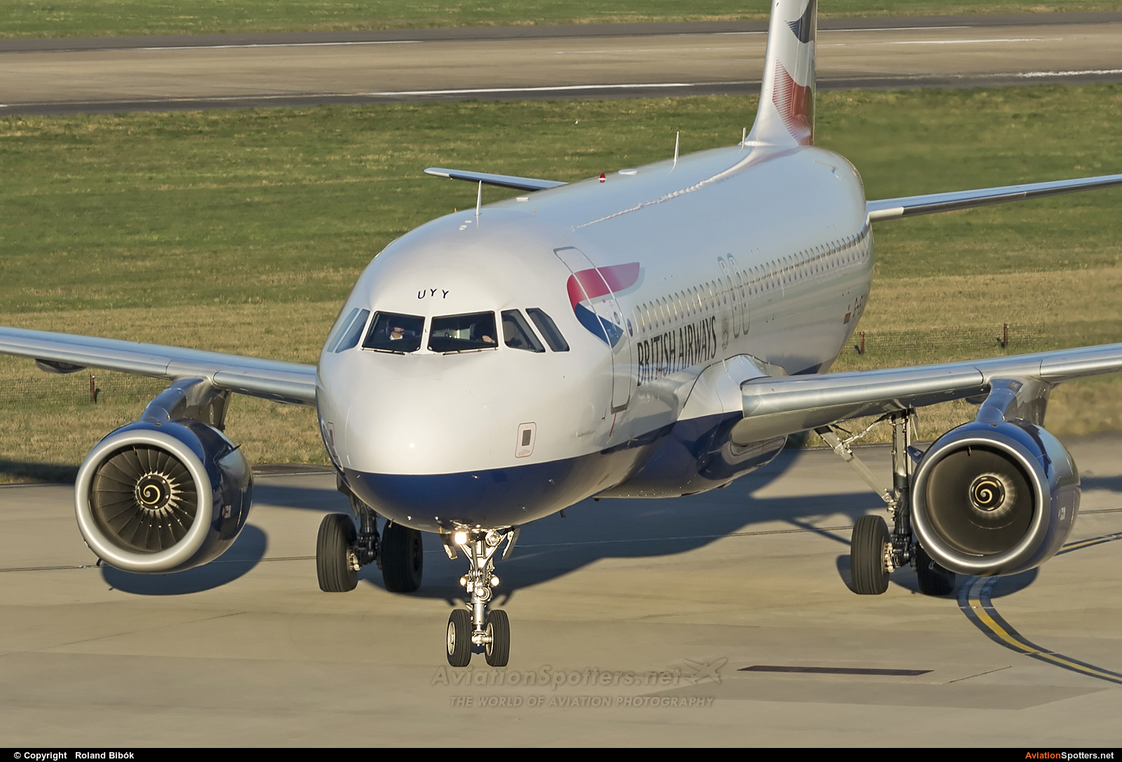 British Airways  -  A320-232  (G-EUYY) By Roland Bibók (Roland Bibok)