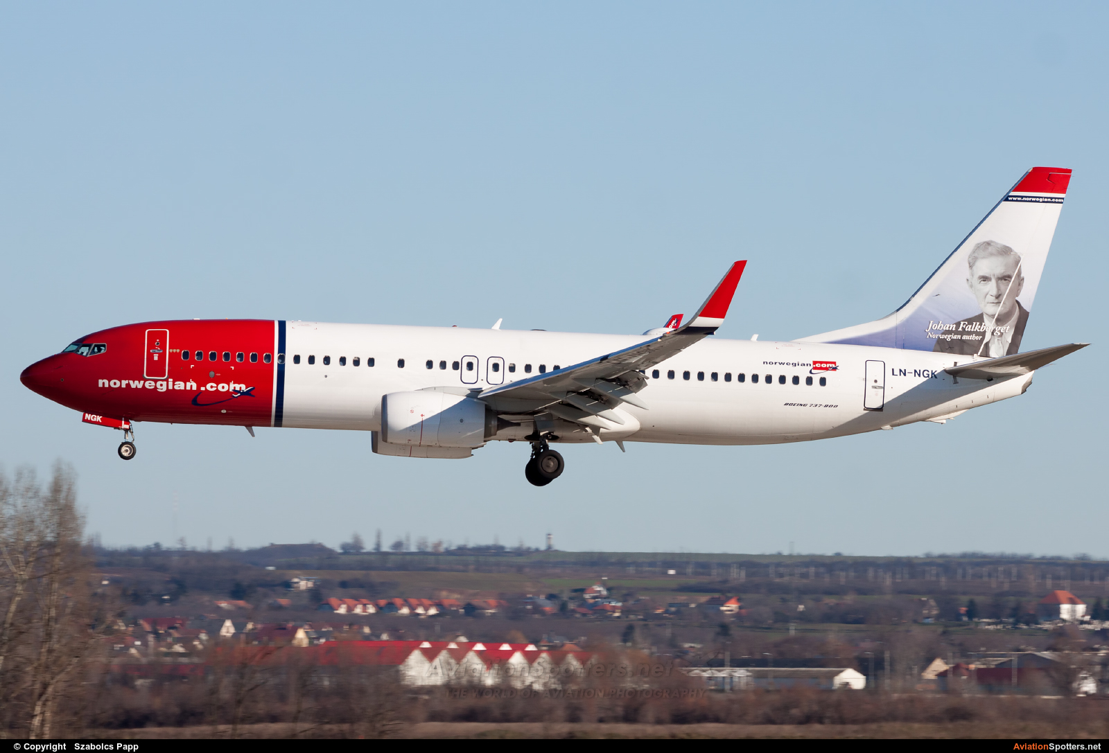 Norwegian Air Shuttle  -  737-800  (LN-NGK) By Szabolcs Papp (mr.szabi)