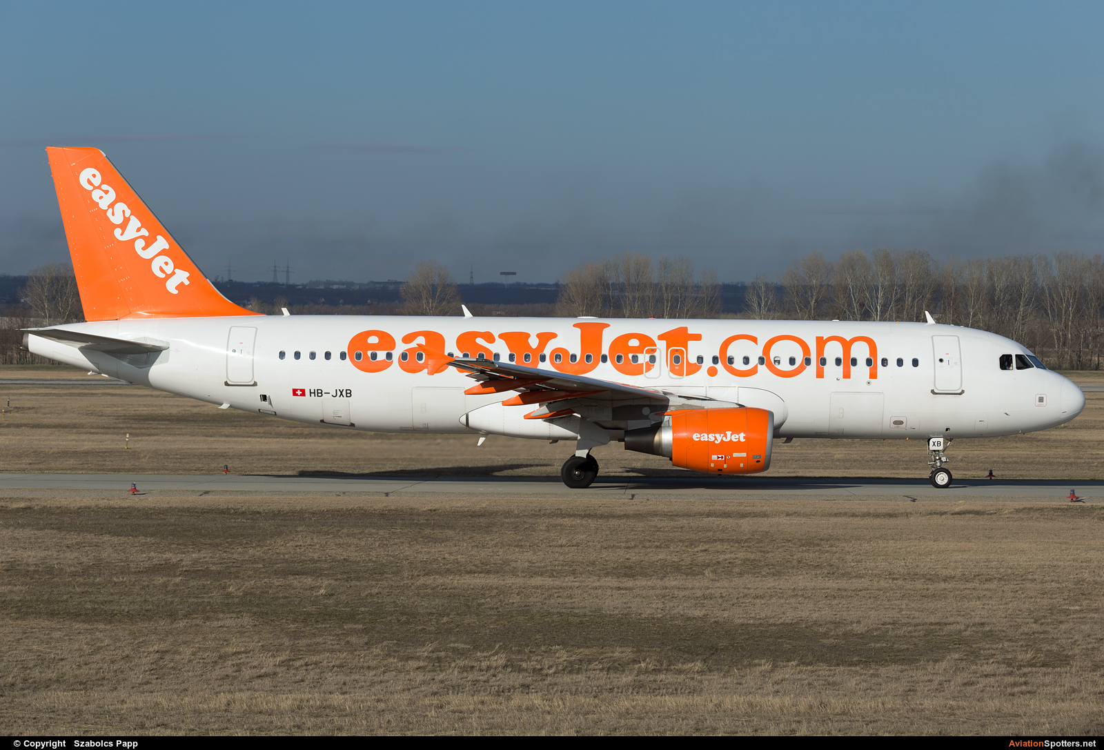 easyJet  -  A320-214  (HB-JXB) By Szabolcs Papp (mr.szabi)