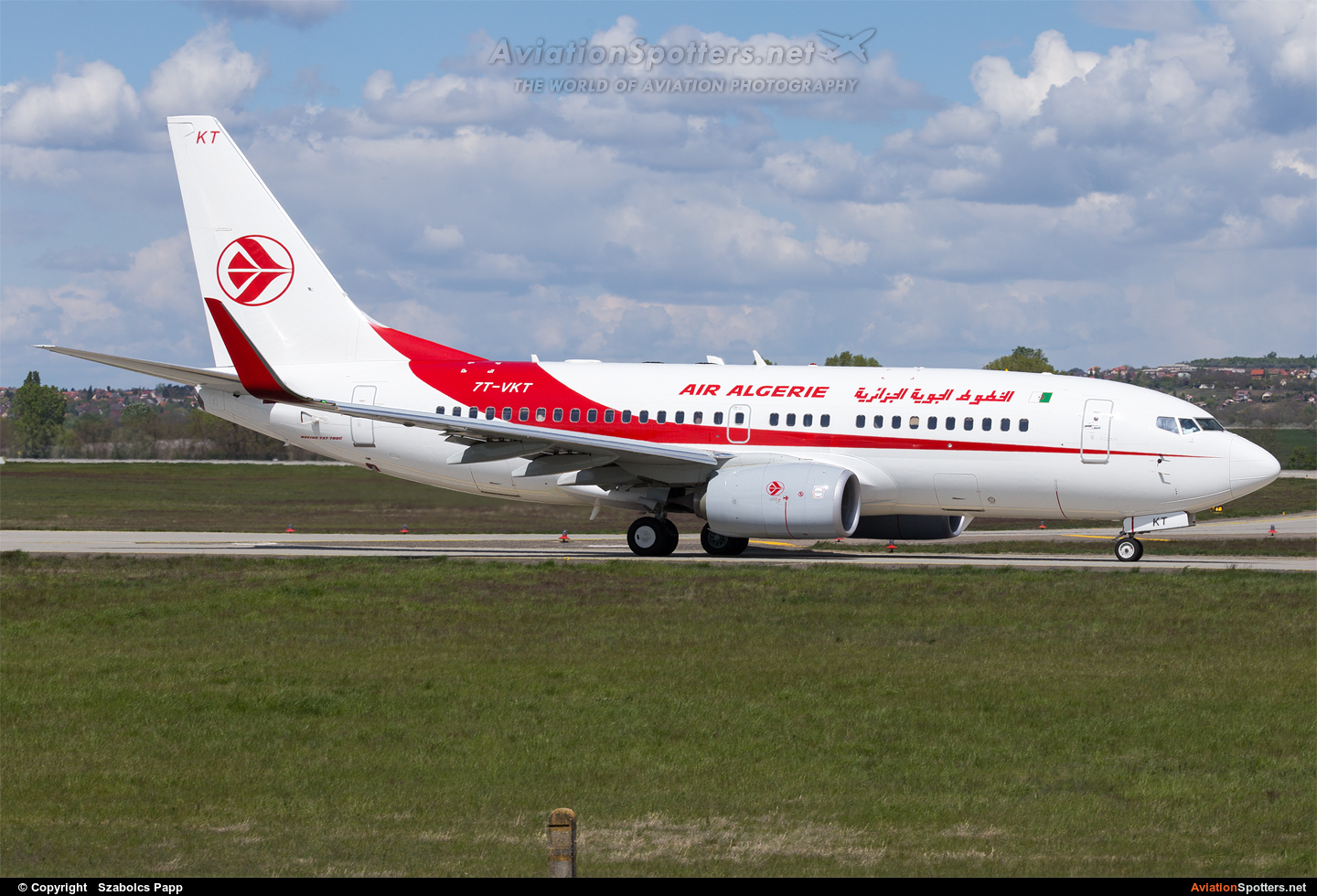 Air Algerie  -  737-700  (7T-VKT) By Szabolcs Papp (mr.szabi)