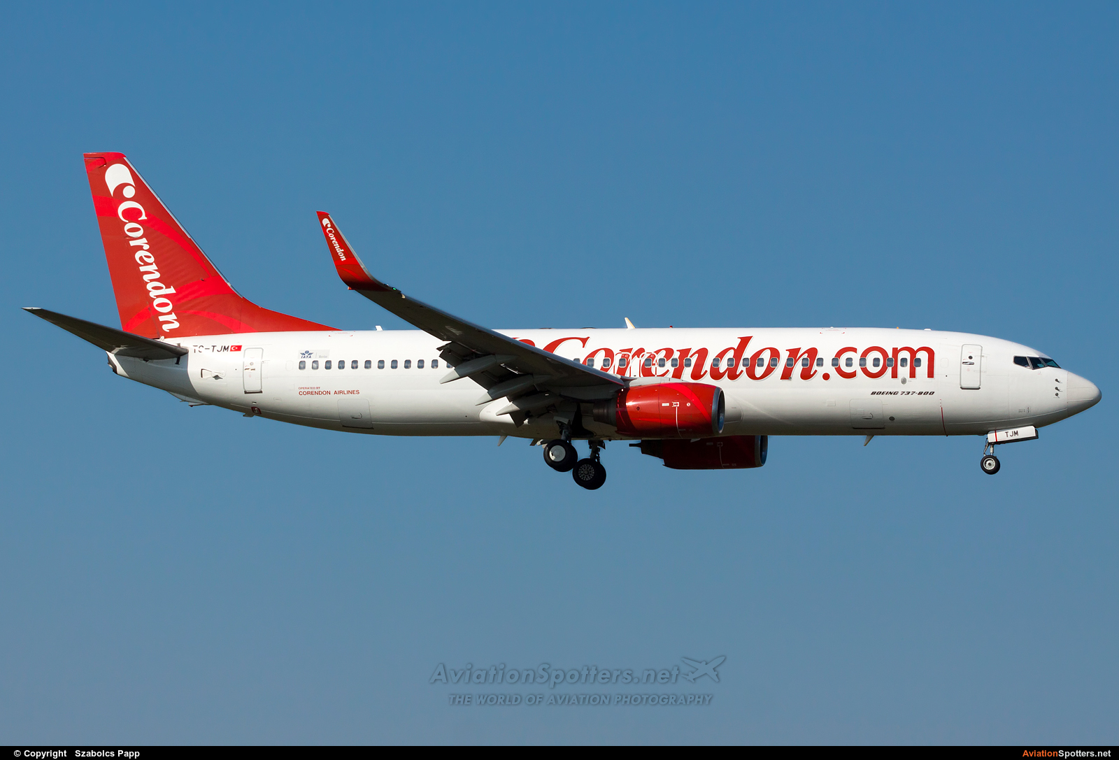 Corendon Airlines  -  737-800  (TC-TJM) By Szabolcs Papp (mr.szabi)