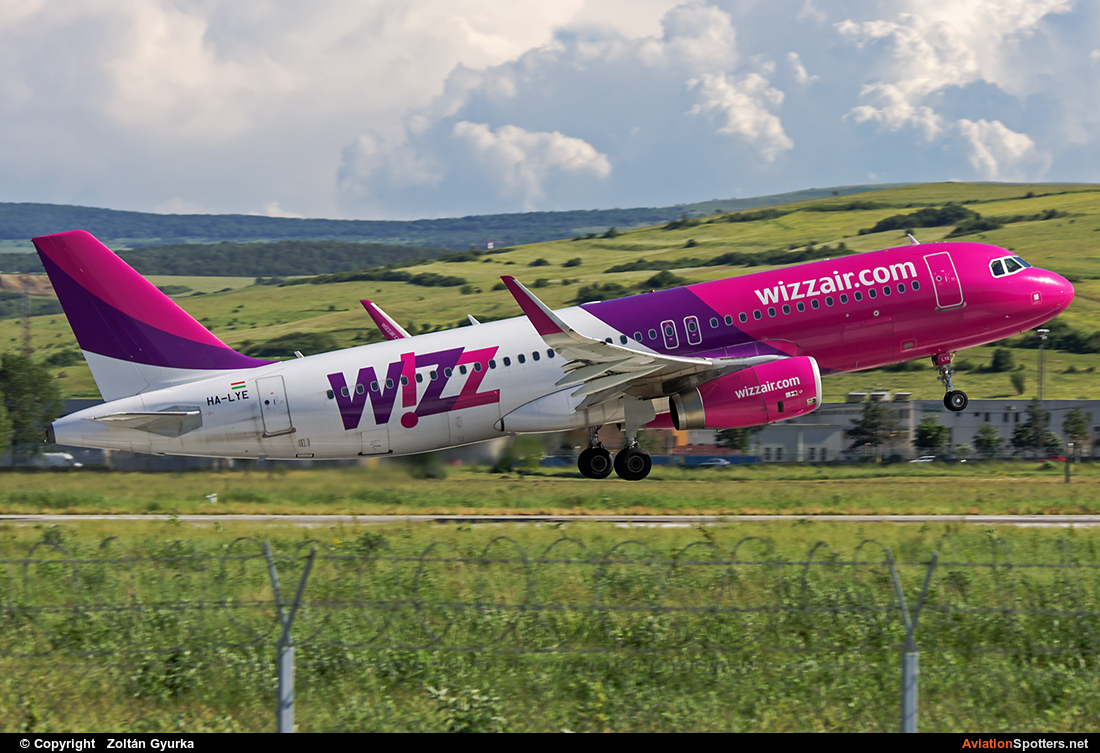 Wizz Air  -  A320-232  (HA-LYE) By Zoltán Gyurka (Zoltan97)