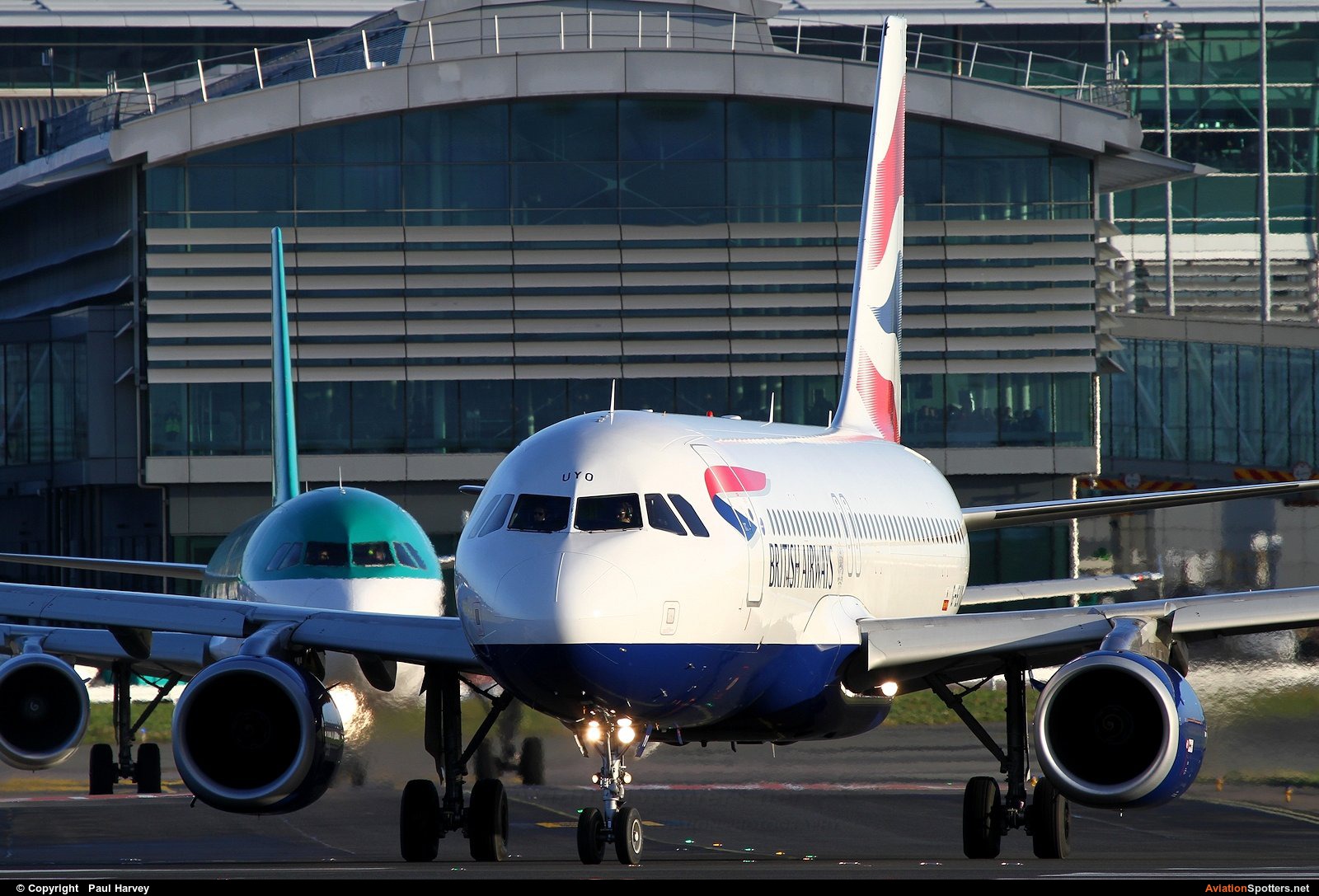 British Airways  -  A320-232  (G-EUYO) By Paul Harvey (Paultojo)