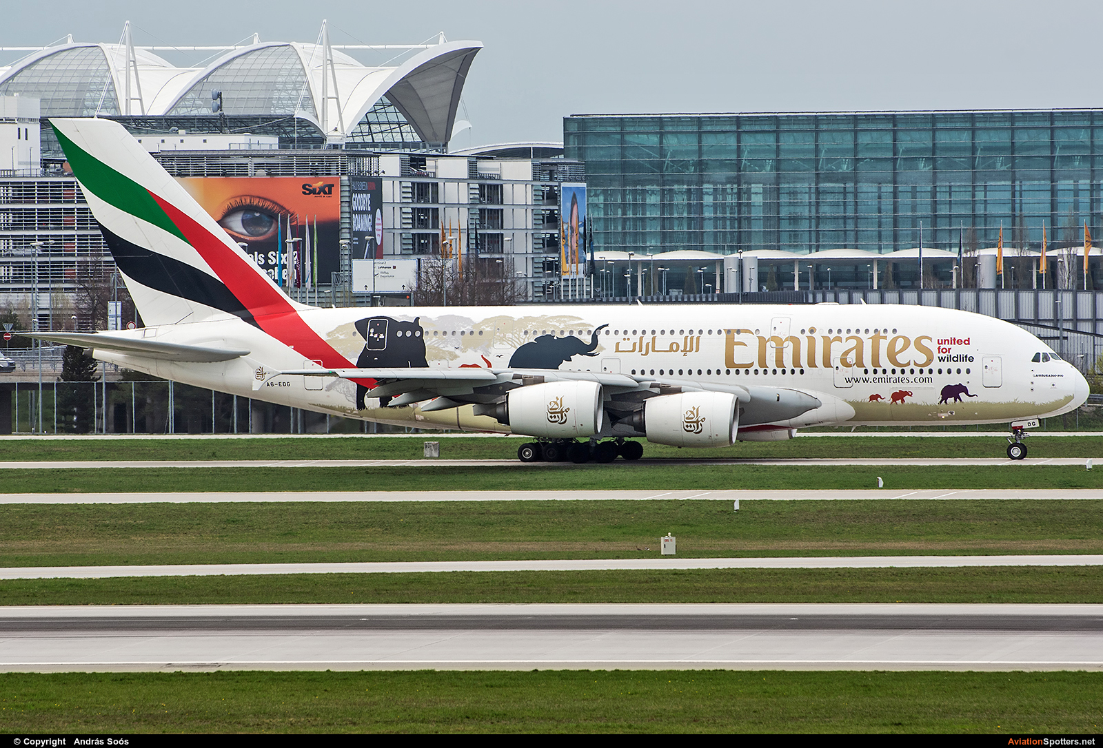Emirates Airlines  -  A380-861  (A6-EDG) By András Soós (sas1965)