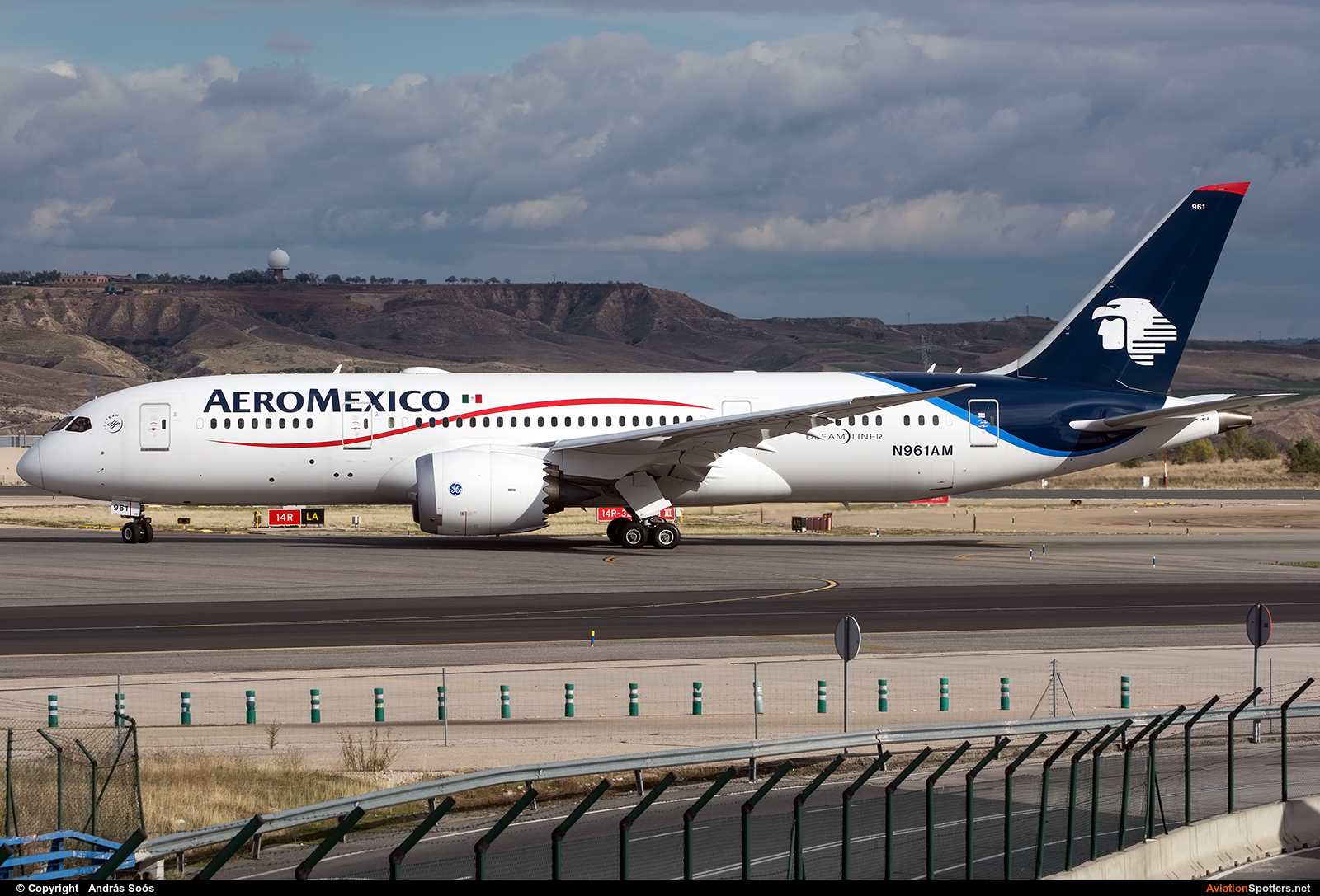 Aeromexico  -  787-8 Dreamliner  (N961AM) By András Soós (sas1965)
