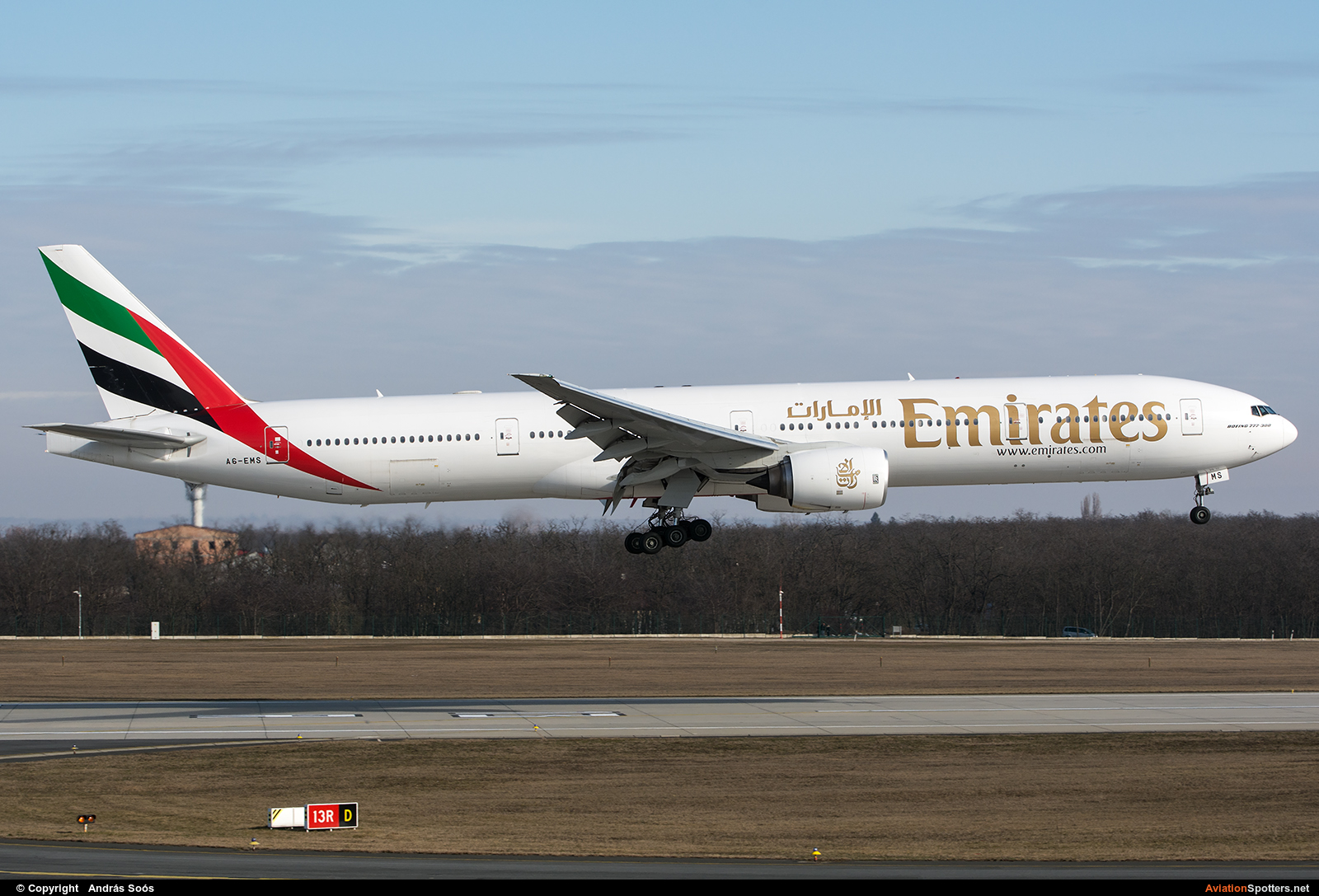 Emirates Airlines  -  777-300  (A6-EMS) By András Soós (sas1965)
