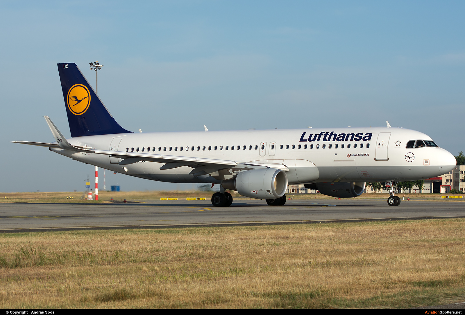 Lufthansa  -  A320-214  (D-AIUX) By András Soós (sas1965)