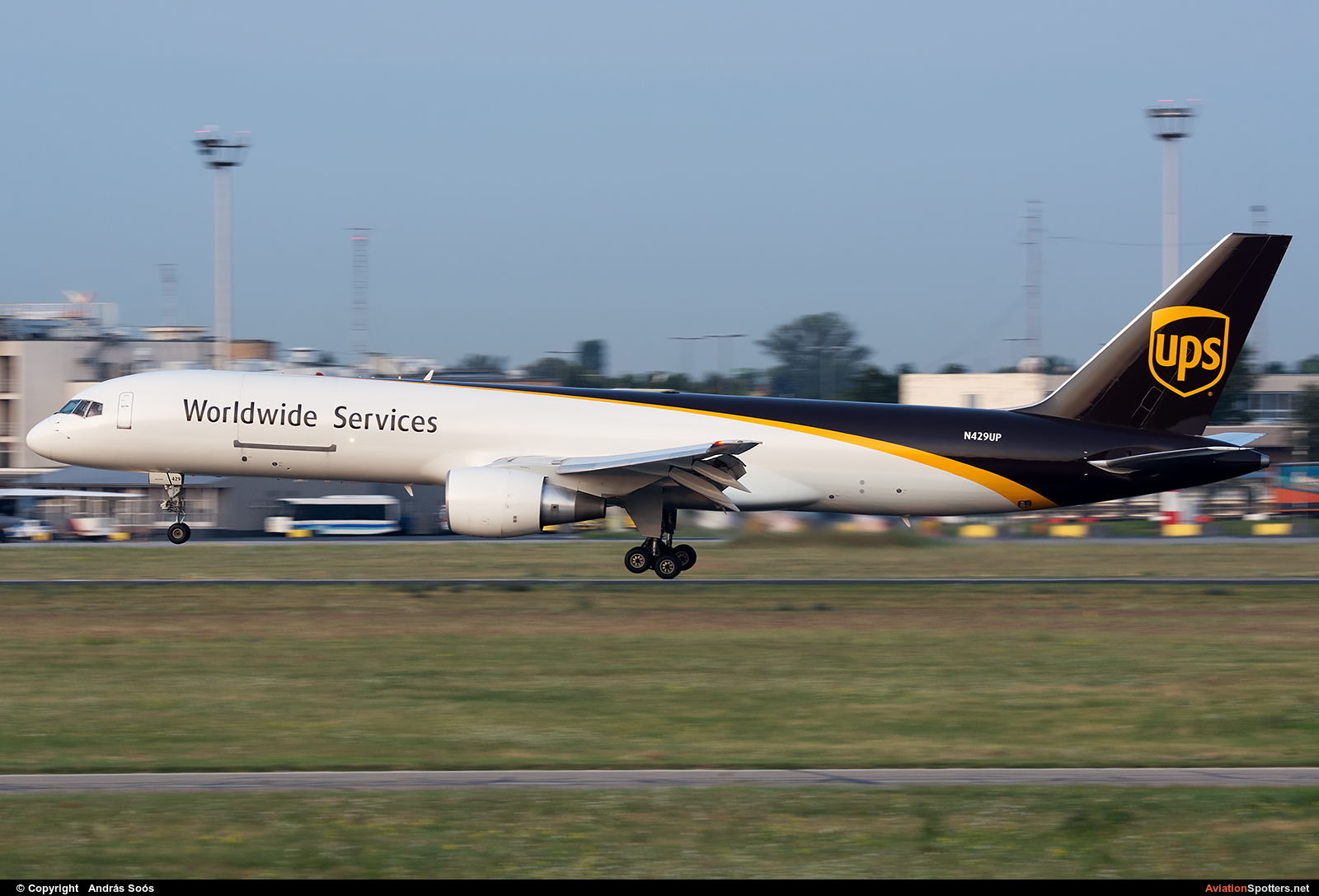 UPS - United Parcel Service  -  757-200F  (N429UP) By András Soós (sas1965)
