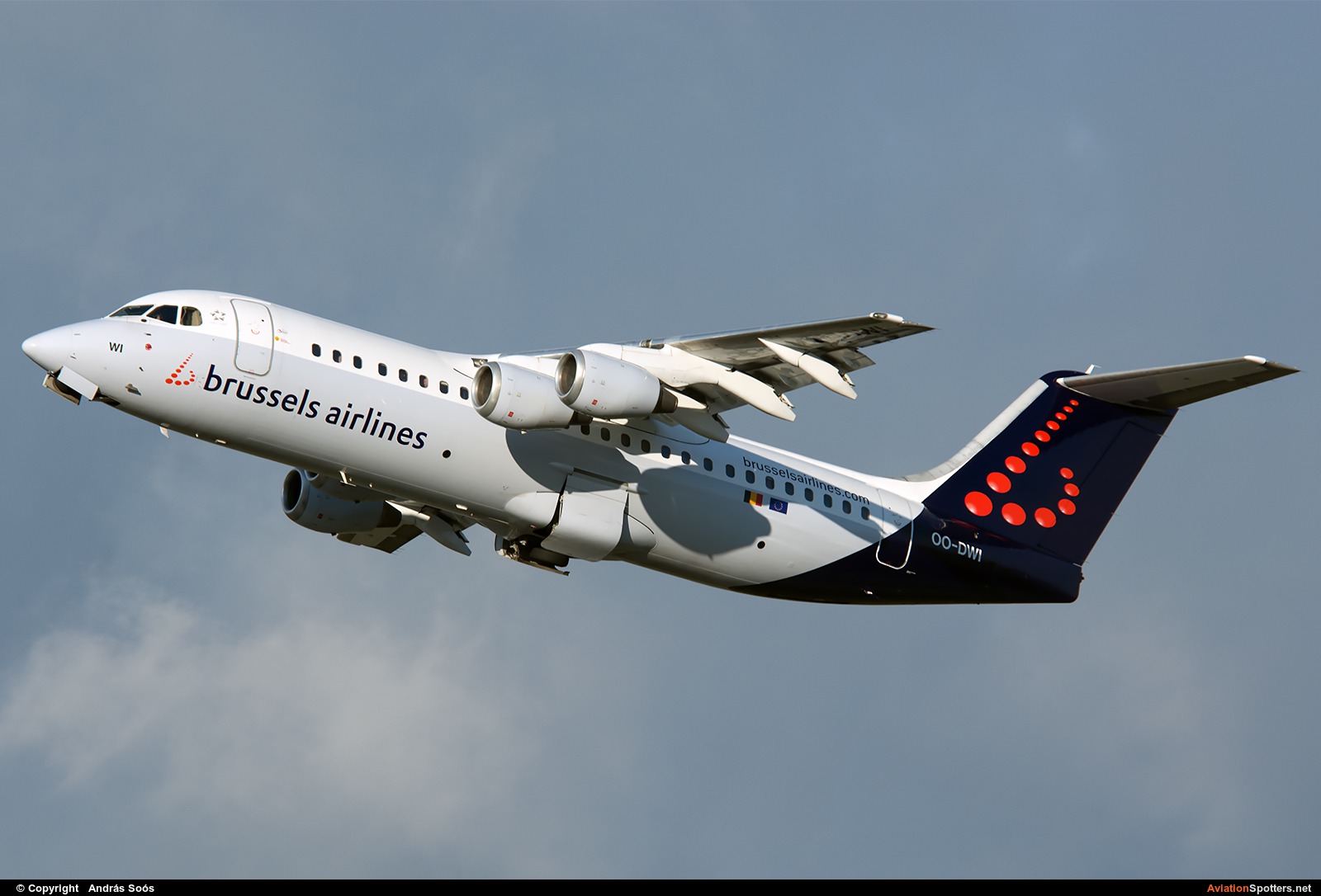 Brussels Airlines  -  BAe 146-300-Avro RJ100  (OO-DWI) By András Soós (sas1965)