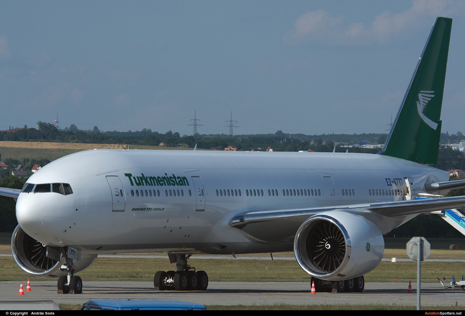 Turkmenistan - Government  -  777-200LR  (EZ-A777) By András Soós (sas1965)