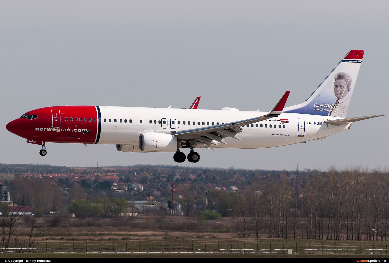 Norwegian Air Shuttle  -  737-800  (LN-NGM) By Mihály Holecska (Misixx)