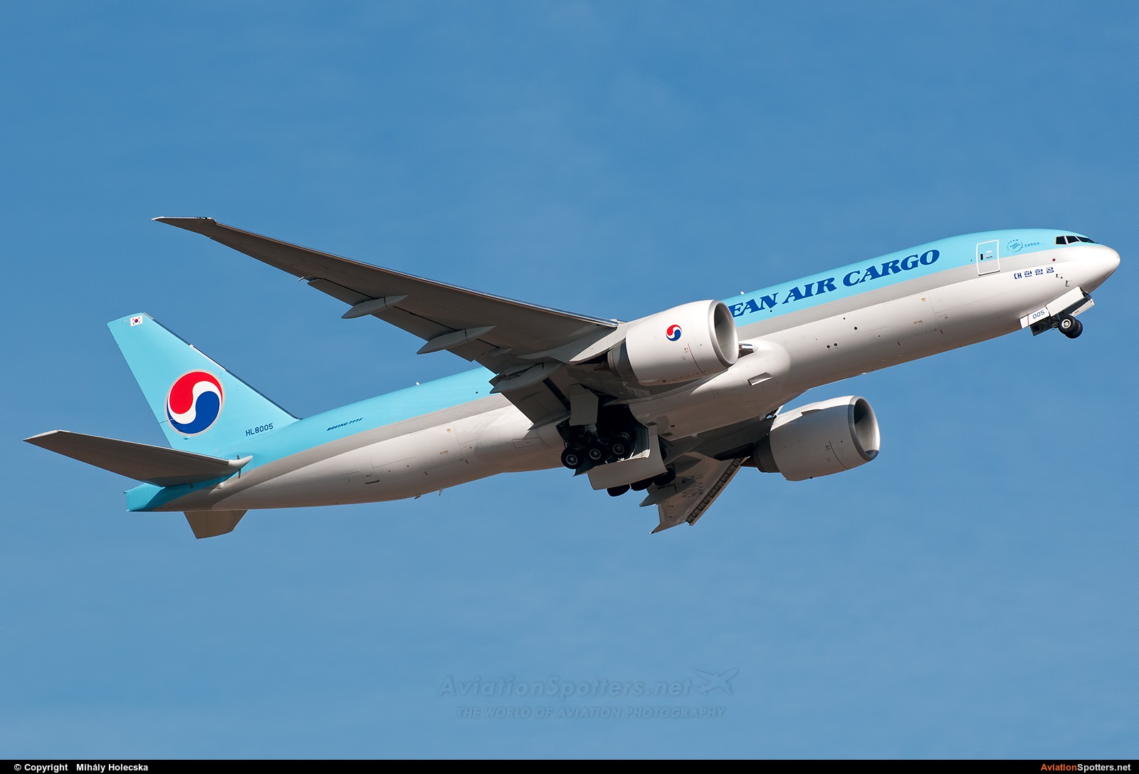 Korean Air Cargo  -  777-FB5  (HL8005) By Mihály Holecska (Misixx)