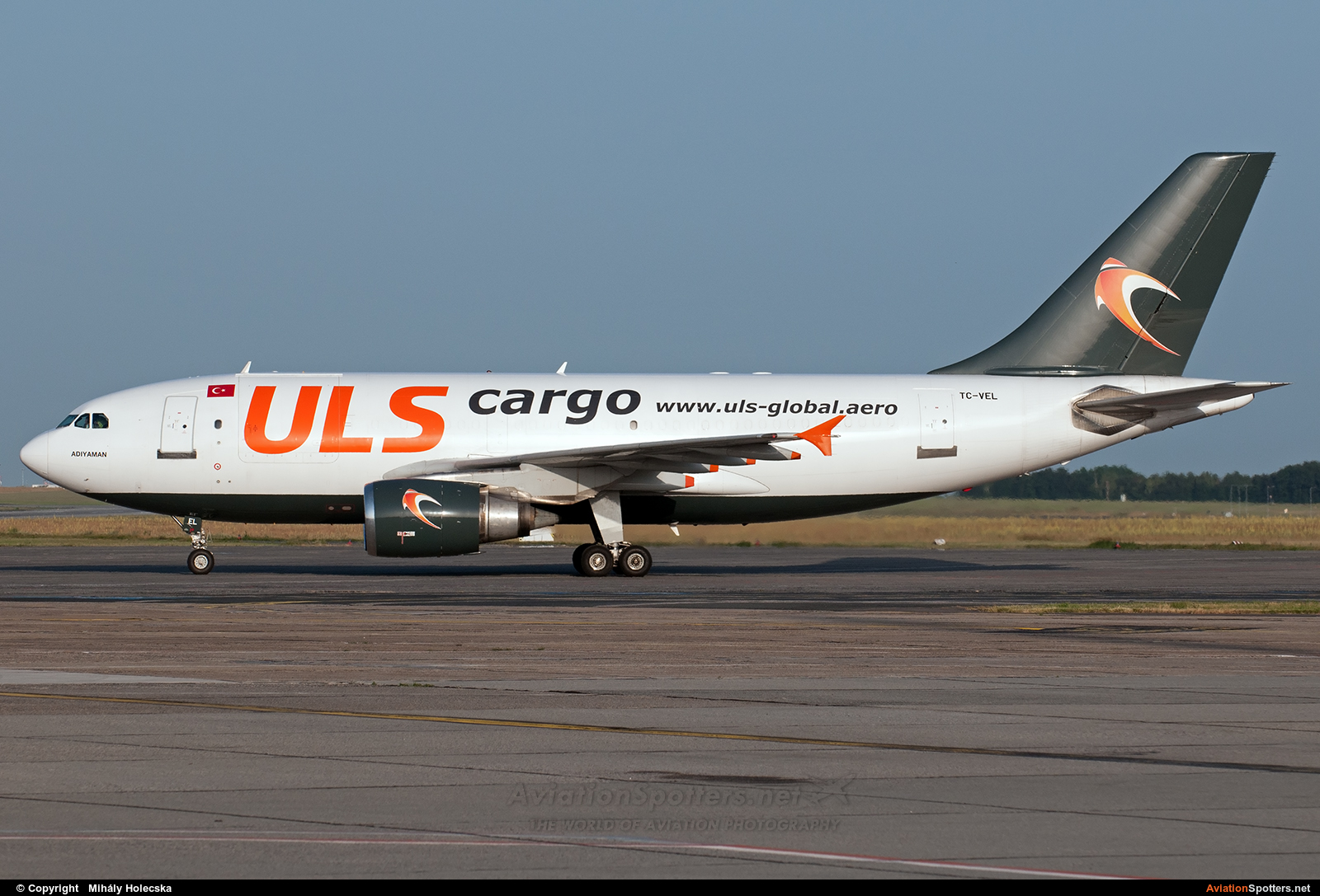 ULS Cargo  -  A310F  (TC-VEL) By Mihály Holecska (Misixx)